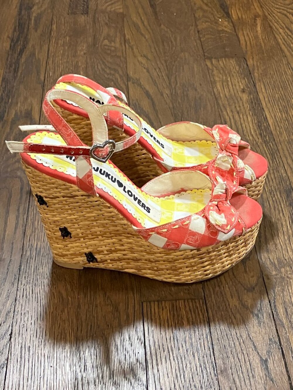Gwen Stefani Harajuku Lovers Gingham Picnic Basket Weave Wedge Sandal Sz 6 Ants - Picture 4 of 15